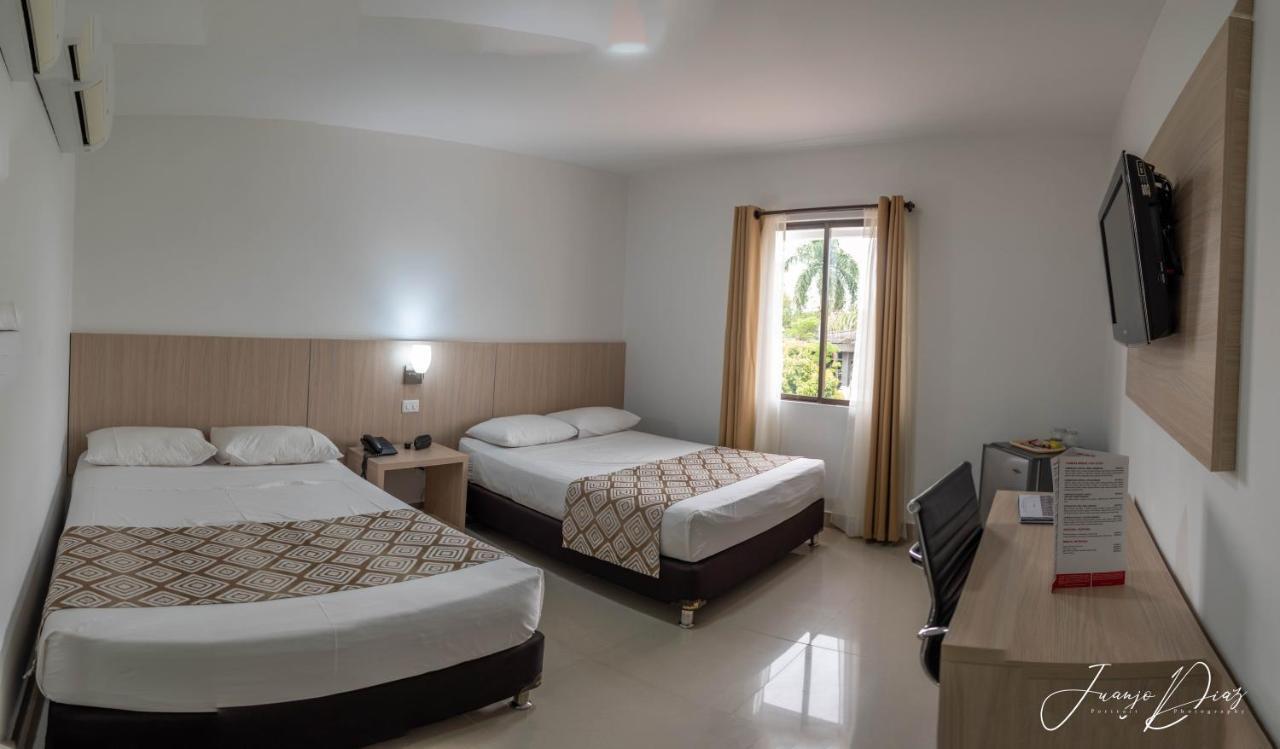 Hotel Juan Maria Tuluá Eksteriør bilde